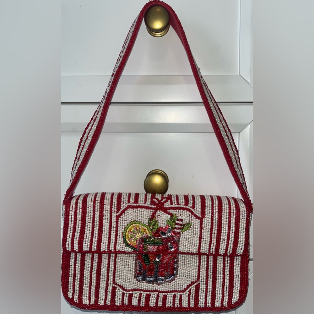 NWT Anthropology Fiona Red and White fully covered glass Beaded Bag - Picture 3 of 12
